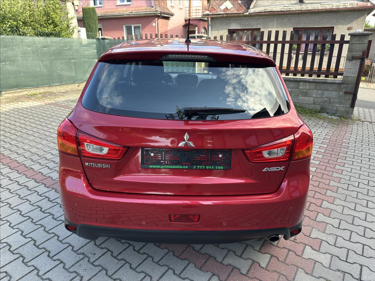 mitsubishi-asx-1-6-po-1-majiteli-top-stav - 3