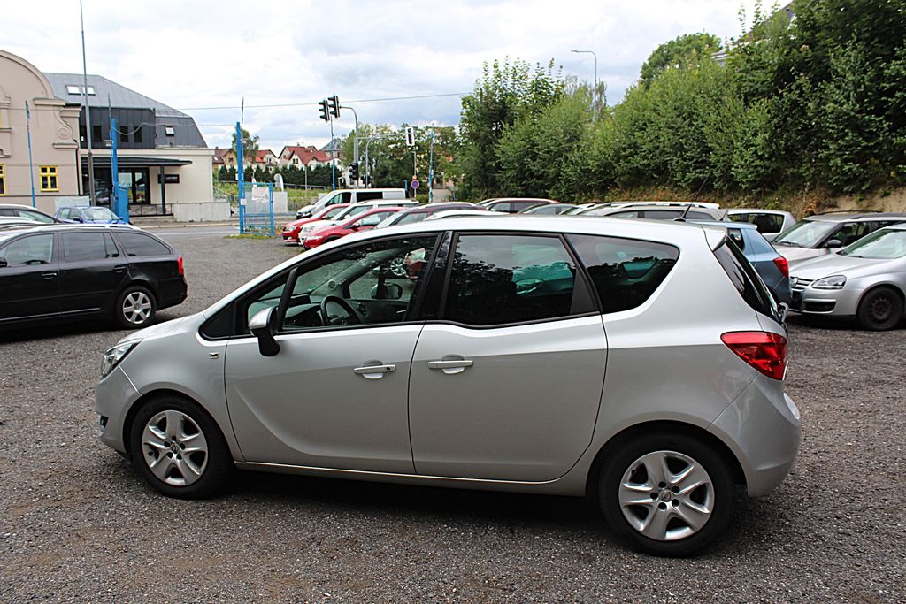 opel-meriva-1-4i-88-kw-automat - 9