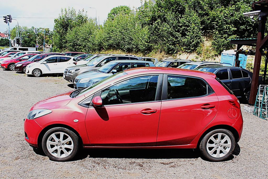 mazda-2-1-3i-63-kw-klima - 8