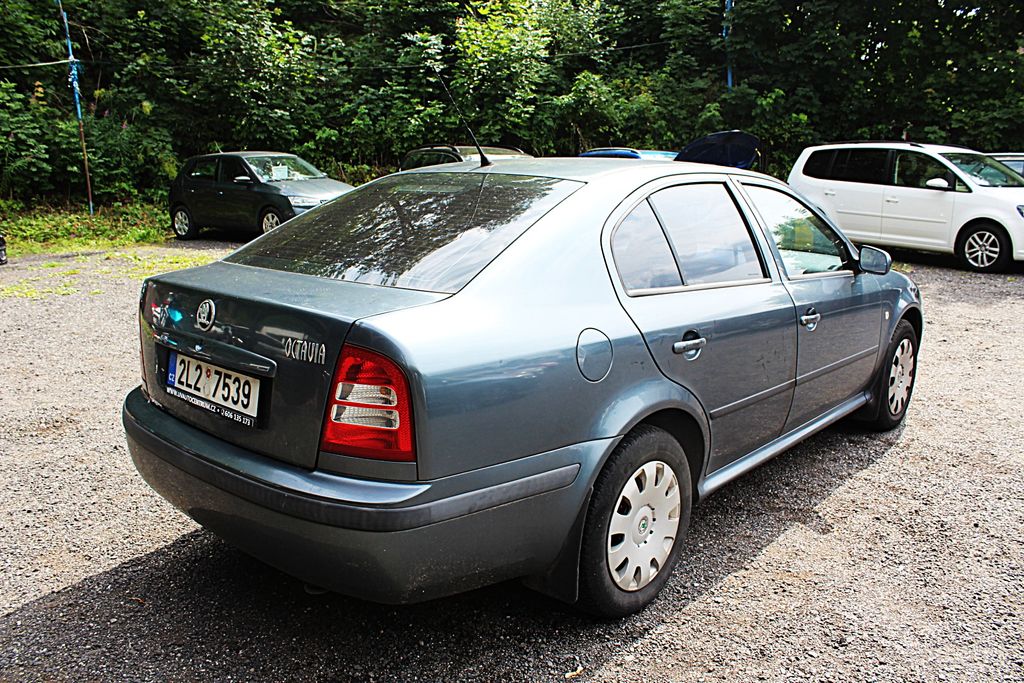 skoda-octavia-1-6-mpi-klima - 5