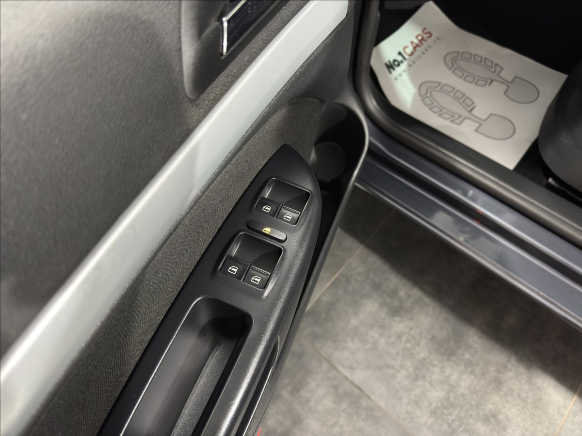 skoda-octavia-1-4-tsi-family-xenon-sibr-tz - 6