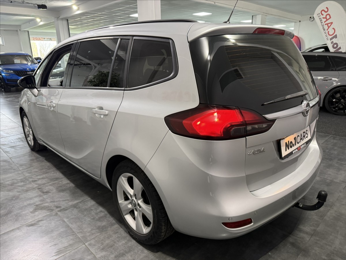 opel-zafira-1-4-turbo-cosmo-vyhrev-tz - 3