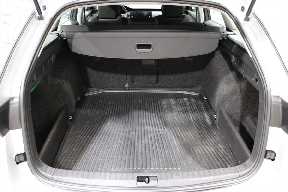 skoda-octavia-2-0-tdi-ambition-1-majitel-cz - 5