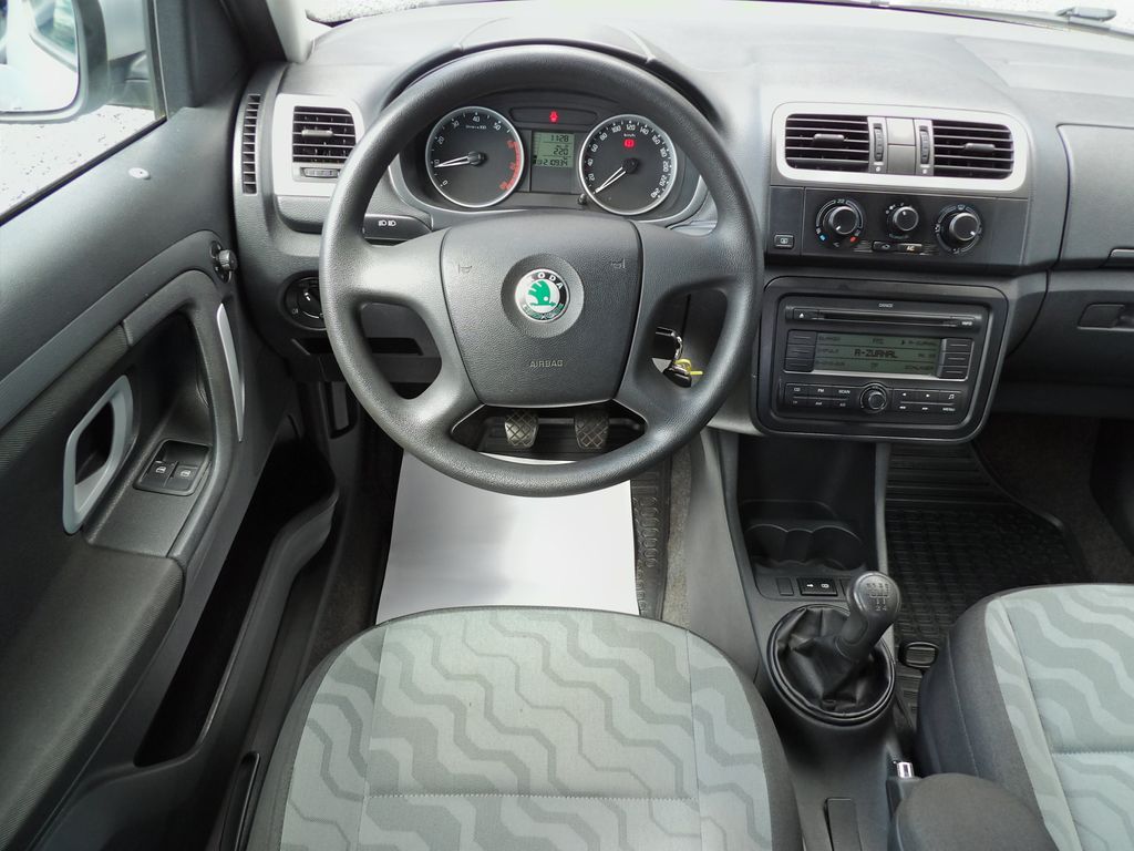 skoda-roomster-1-2htp-51kw-klima-tazne-pdc - 6