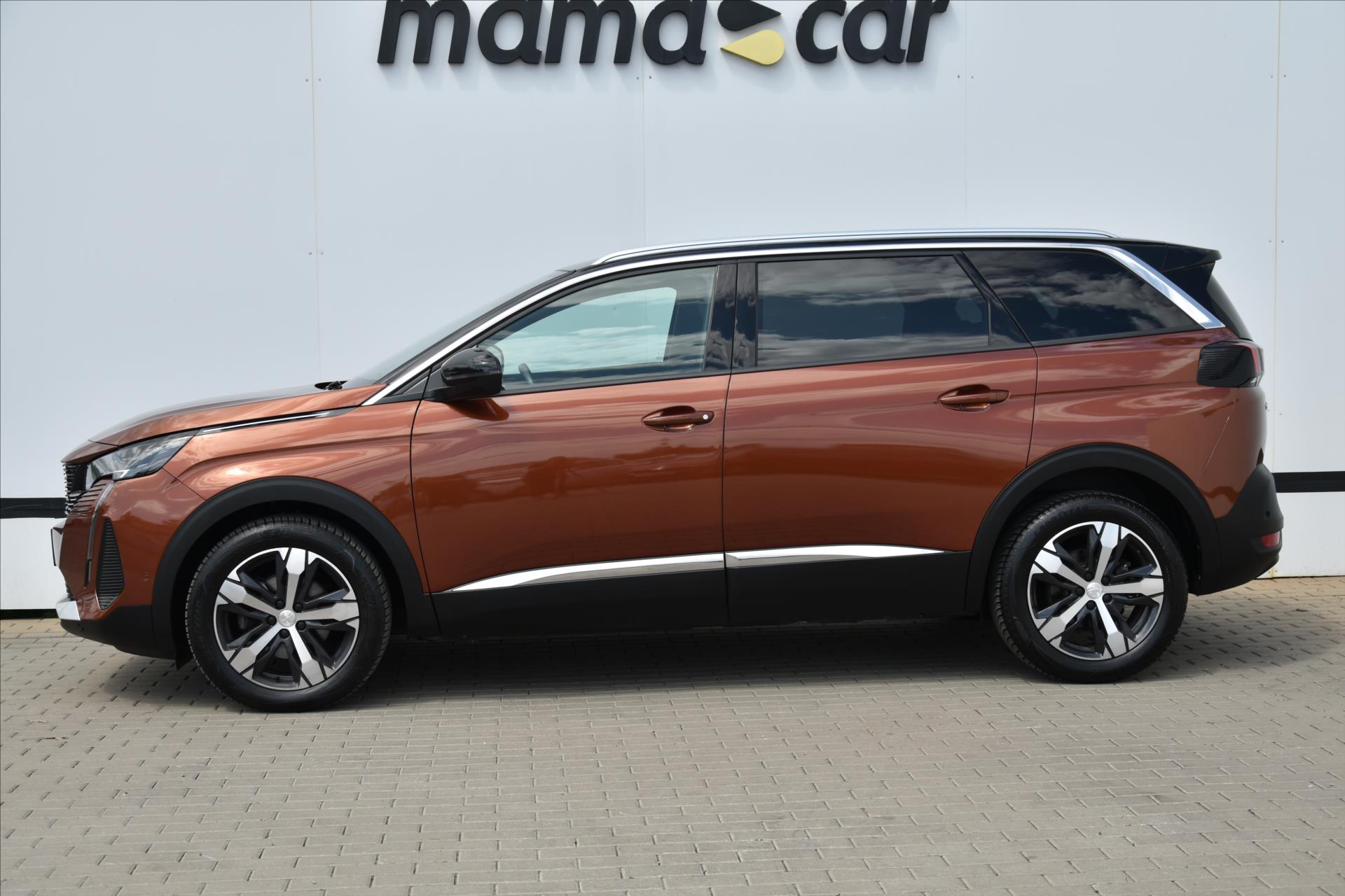 peugeot-5008-1-2-pt-96kw-allure-7-mist-cr - 3