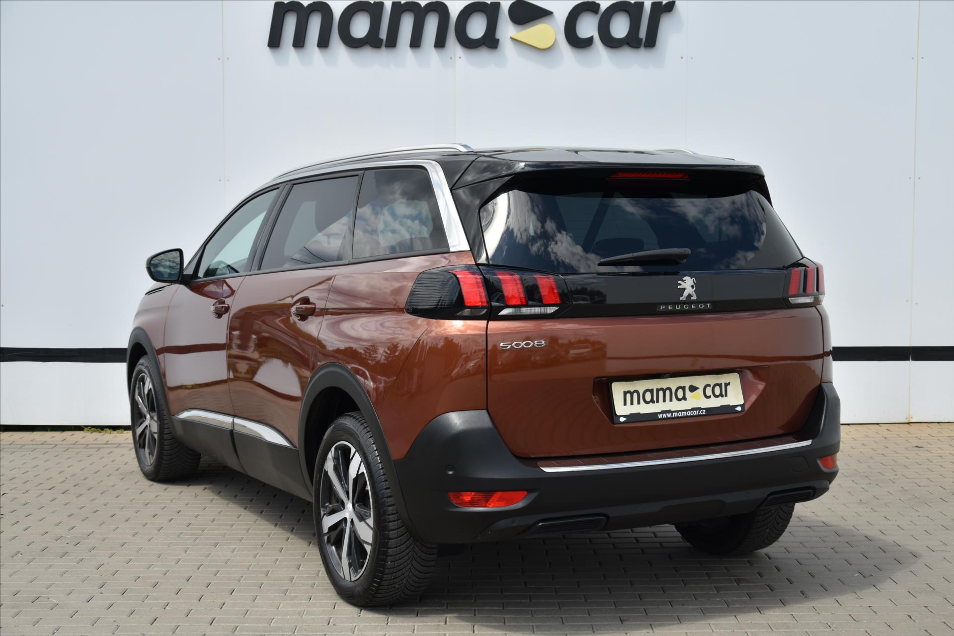 peugeot-5008-1-2-pt-96kw-allure-7-mist-cr - 4