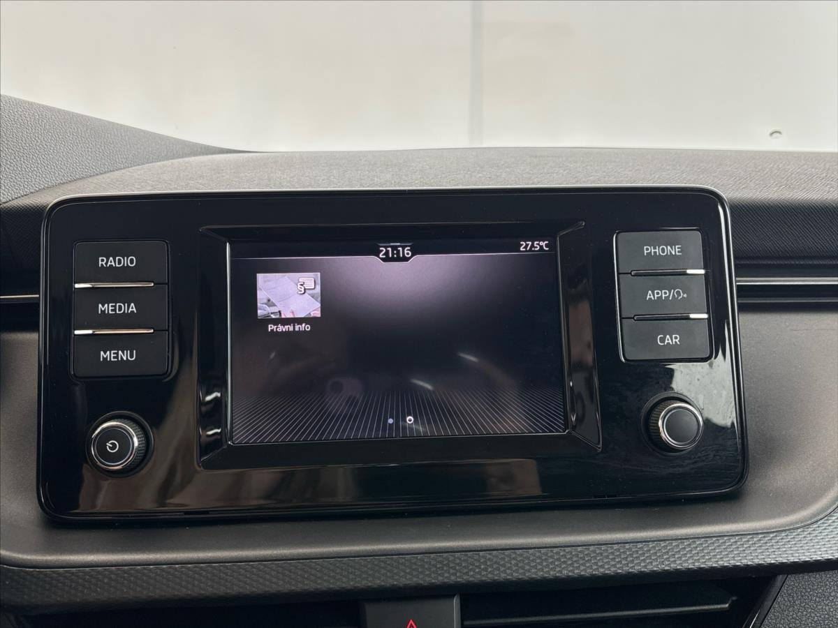 skoda-kamiq-1-6-tdi-ambition-plus-7dsg - 9