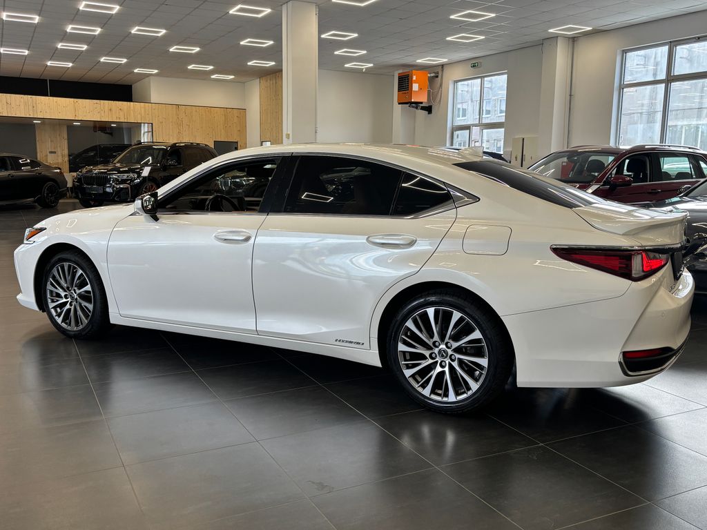 lexus-es-300-160kw-led-navi-sibr-kamera - 3