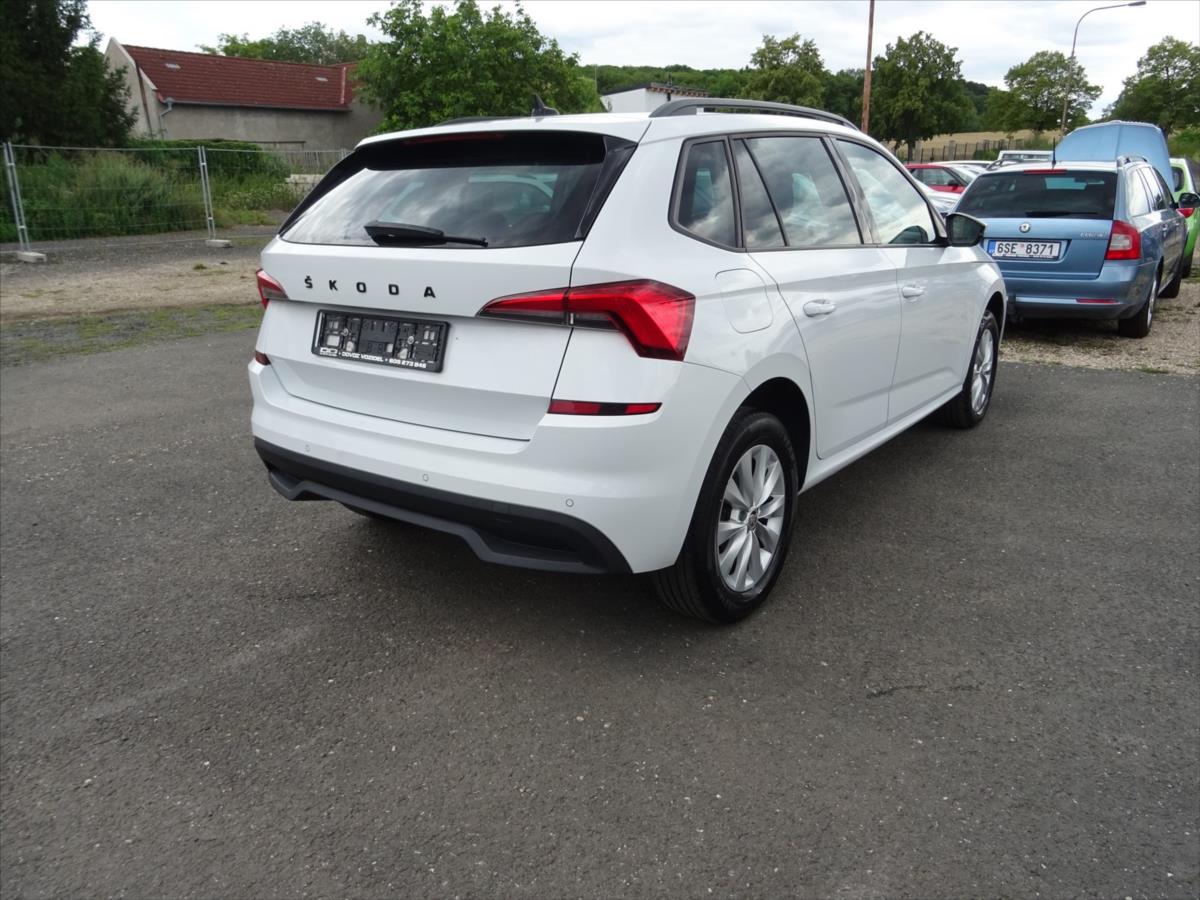skoda-kamiq-1-0-tsi-81-kw-business - 9