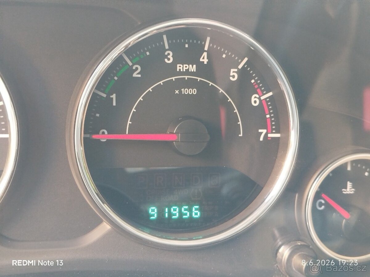 jeep-wagoneer-3-8-v6-limitovana-edice - 2