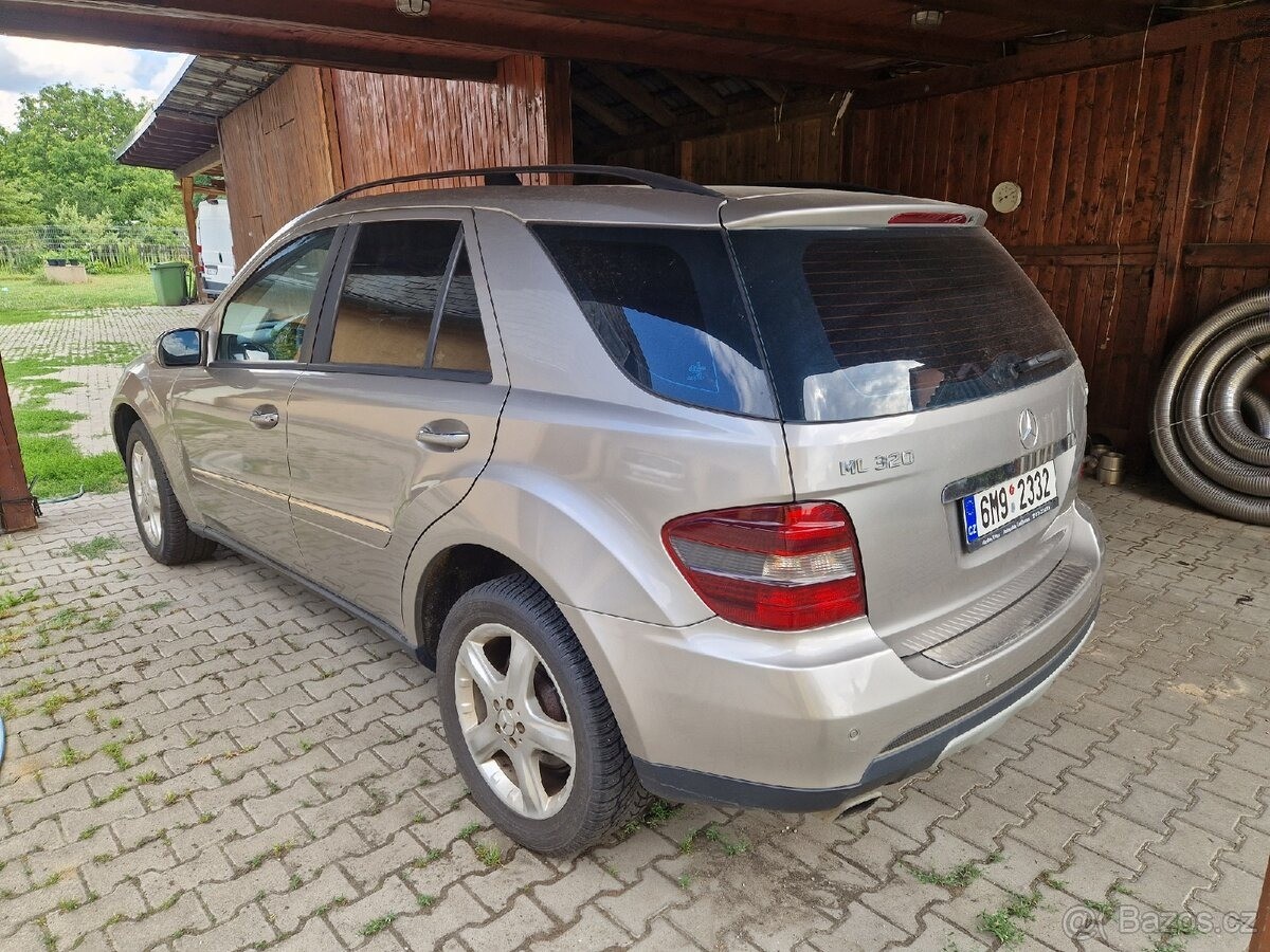 mercedes-benz-ml-320-cdi - 1