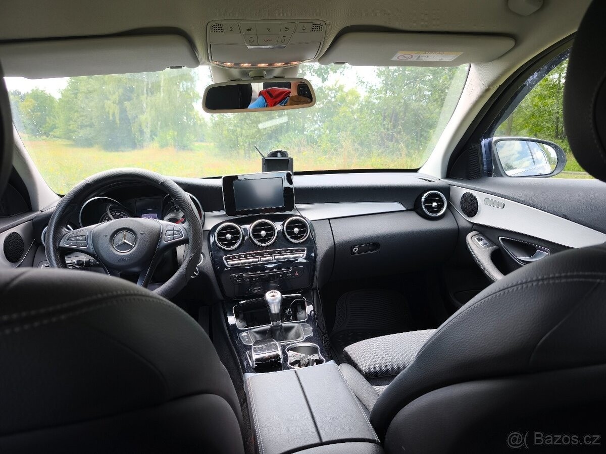 mercedes-benz-tridy-c-2-0-c200-s-41-822km - 9