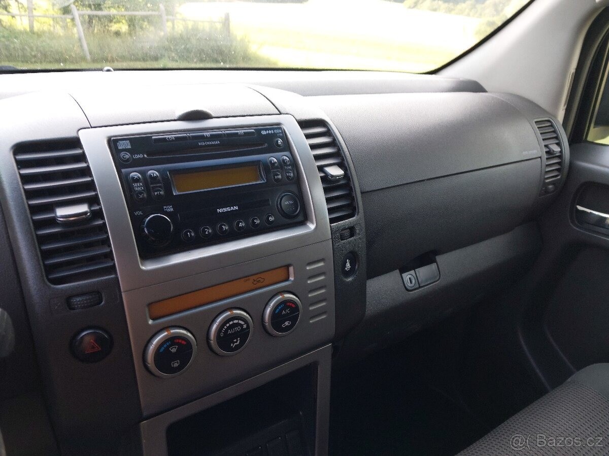 nissan-pathfinder-2-5-4x4 - 3