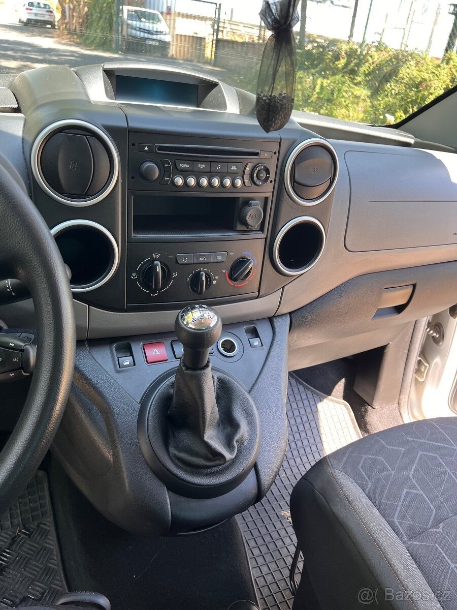 peugeot-partner-tepee-1-6-56000km-najeto - 3