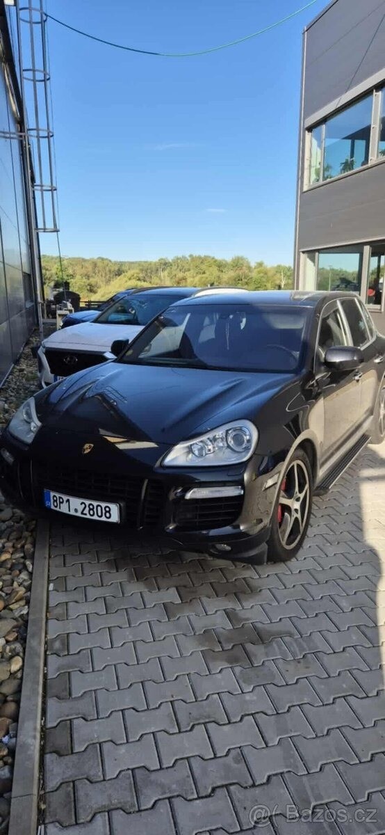 Porsche Cayenne 4,8   výměna za zajímavou Ameriku