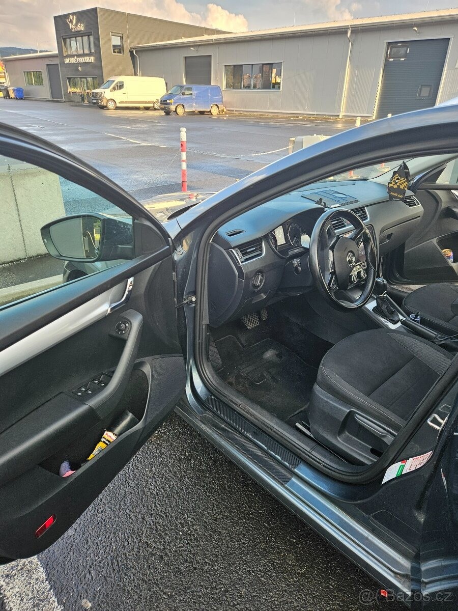 skoda-octavia-1-6-prodej - 8