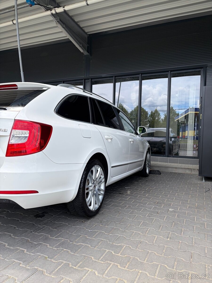 skoda-superb-2-0-tdi-103-kw-2014 - 1