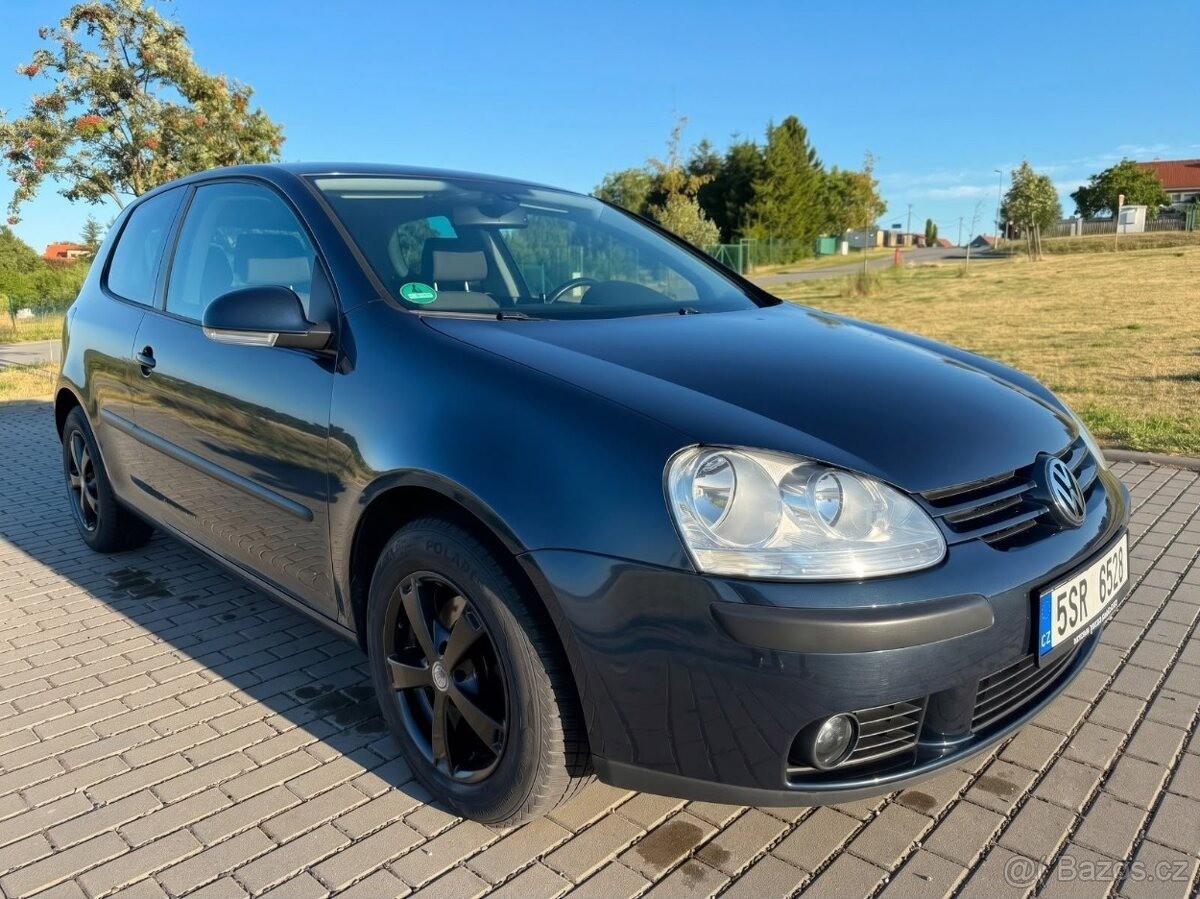 Volkswagen Golf 1,6   MPI 75kW/KLIMA/SENZORY/STK