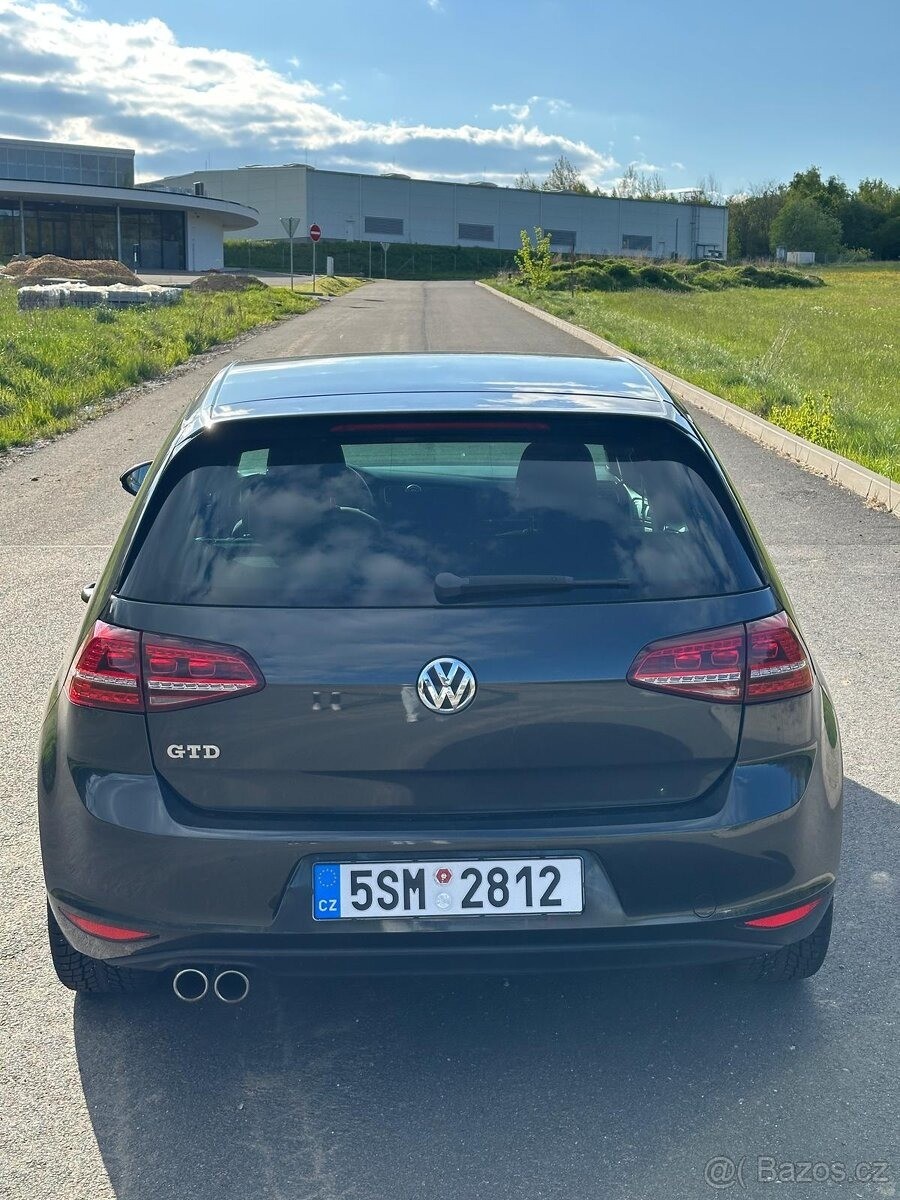volkswagen-golf-2-0-vii-gtd - 4
