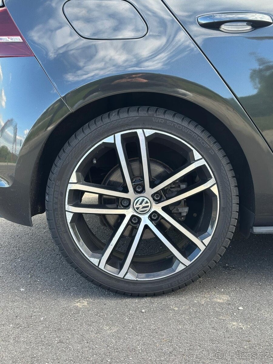volkswagen-golf-2-0-vii-gtd - 5