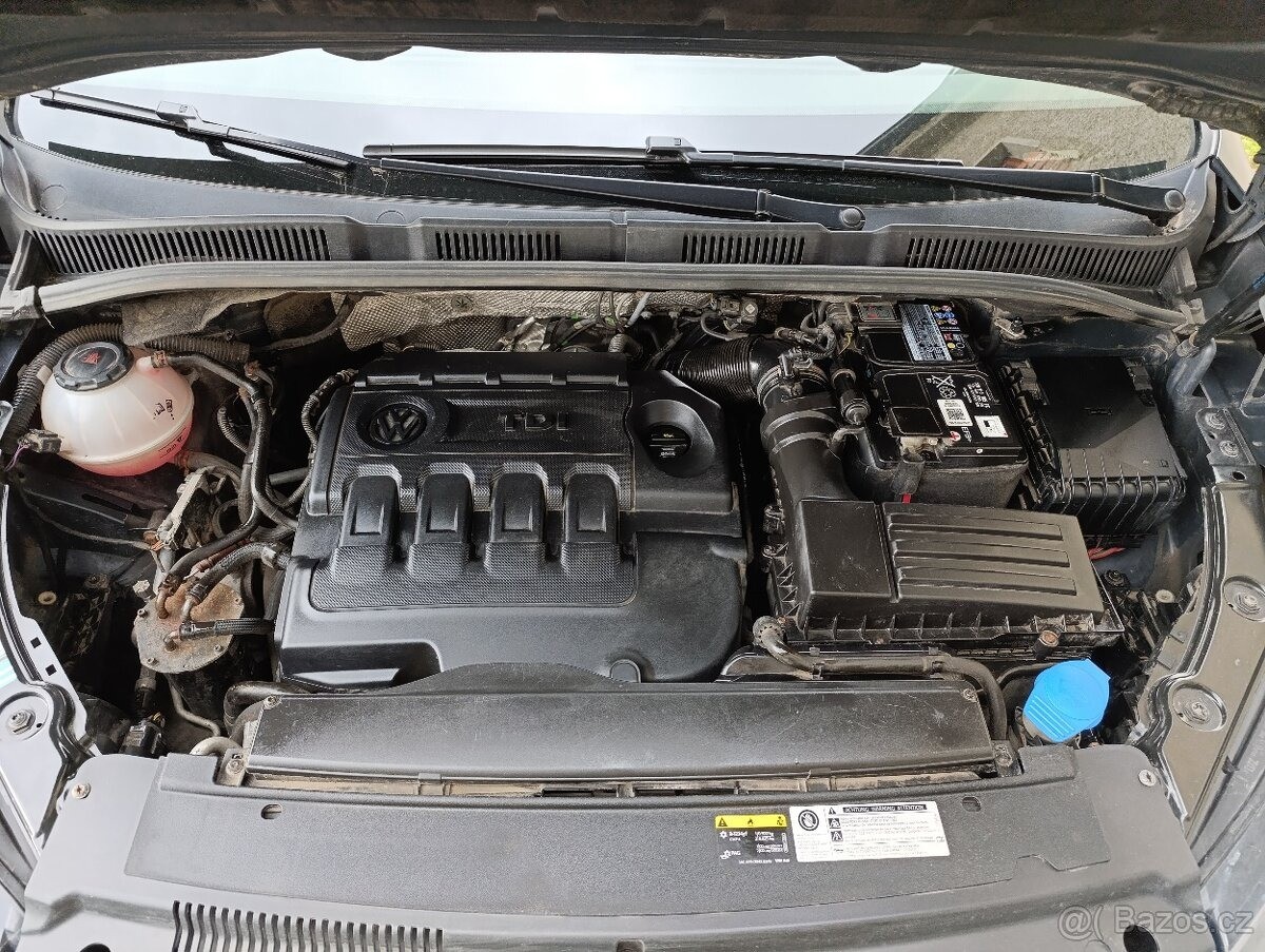 volkswagen-sharan-2-0 - 3