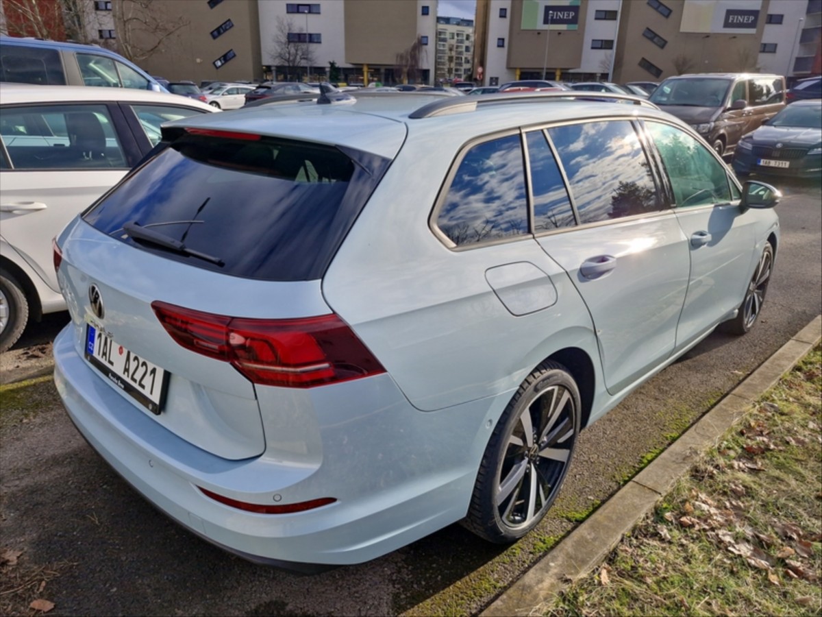 volkswagen-golf-variant-1-5-tsi-110kw-posk-bok - 1
