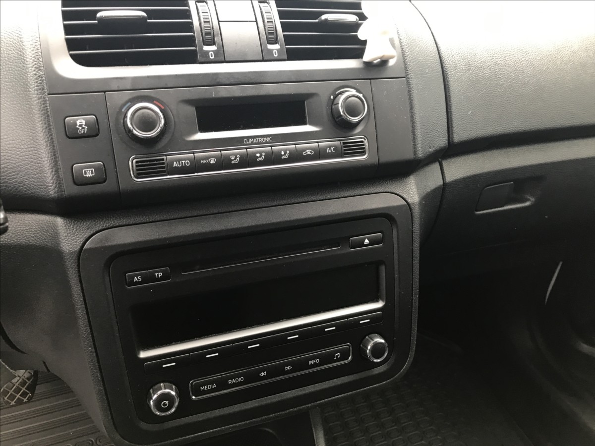 skoda-roomster-1-2-tsi-63kw - 8