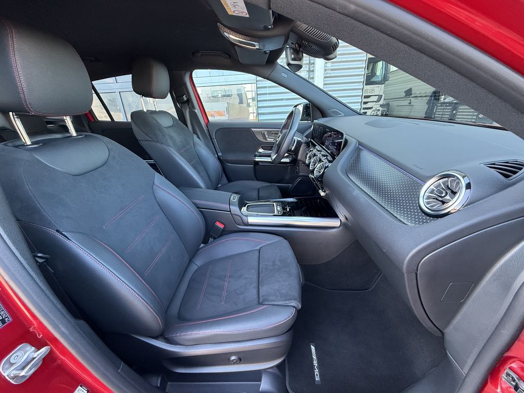 mercedes-benz-gla-gla-200-d-amg-style-edition - 9