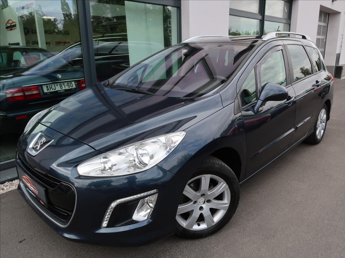 Peugeot 308 1,6 VTi,88kW,1majČR,panorama