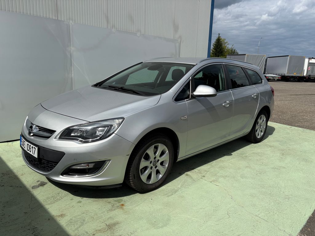 opel-astra-1-6-81kw-sports-tourer-tazne - 2