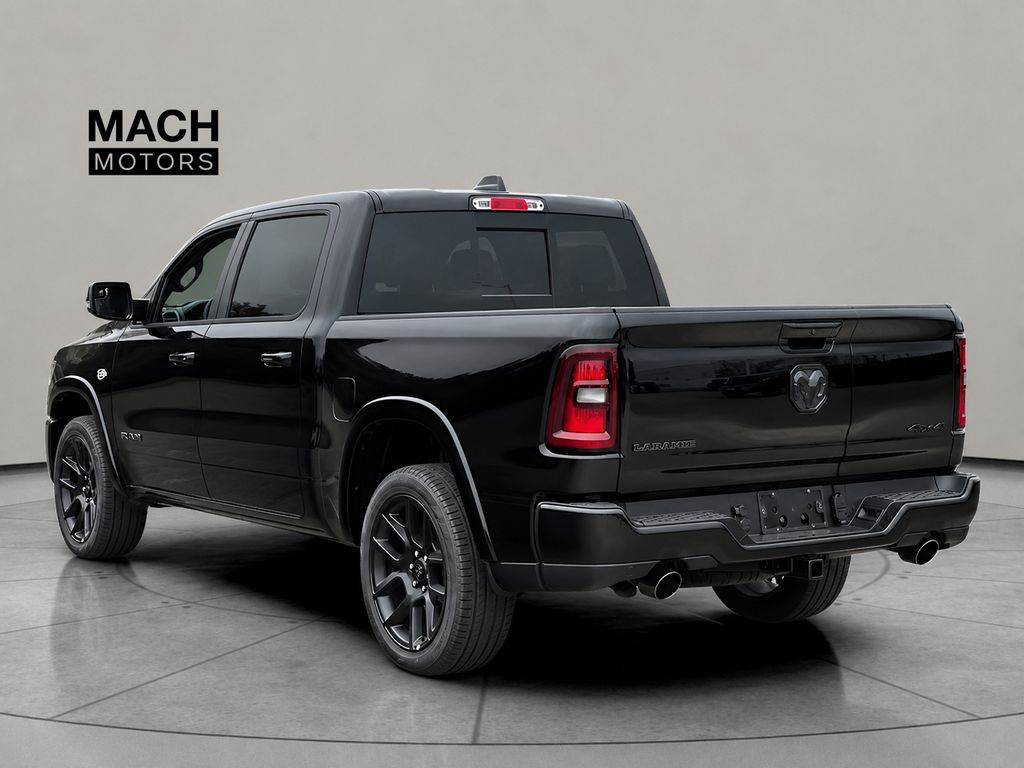 dodge-ram-laramie-premium-2026-v8 - 1