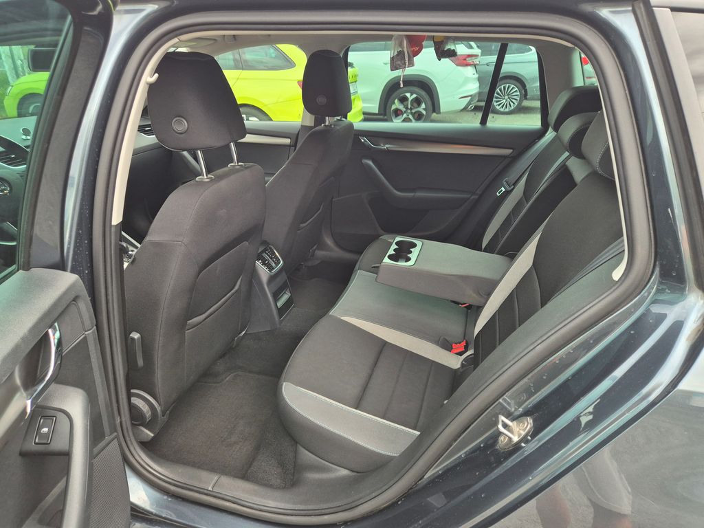 skoda-octavia-1-6-tdi-dsg-81kw-serviska - 9