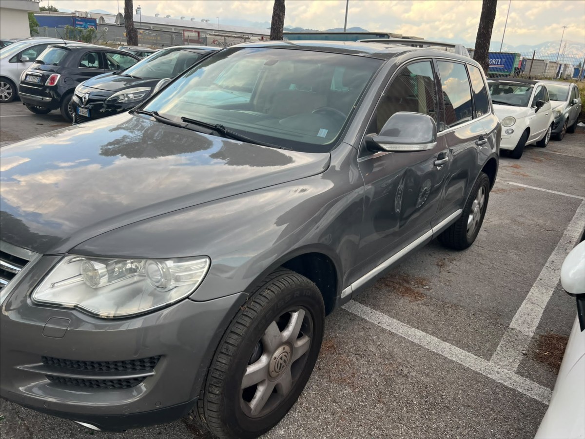 Volkswagen Touareg 3,0 TDi 165kw Tiptronic bez koroze