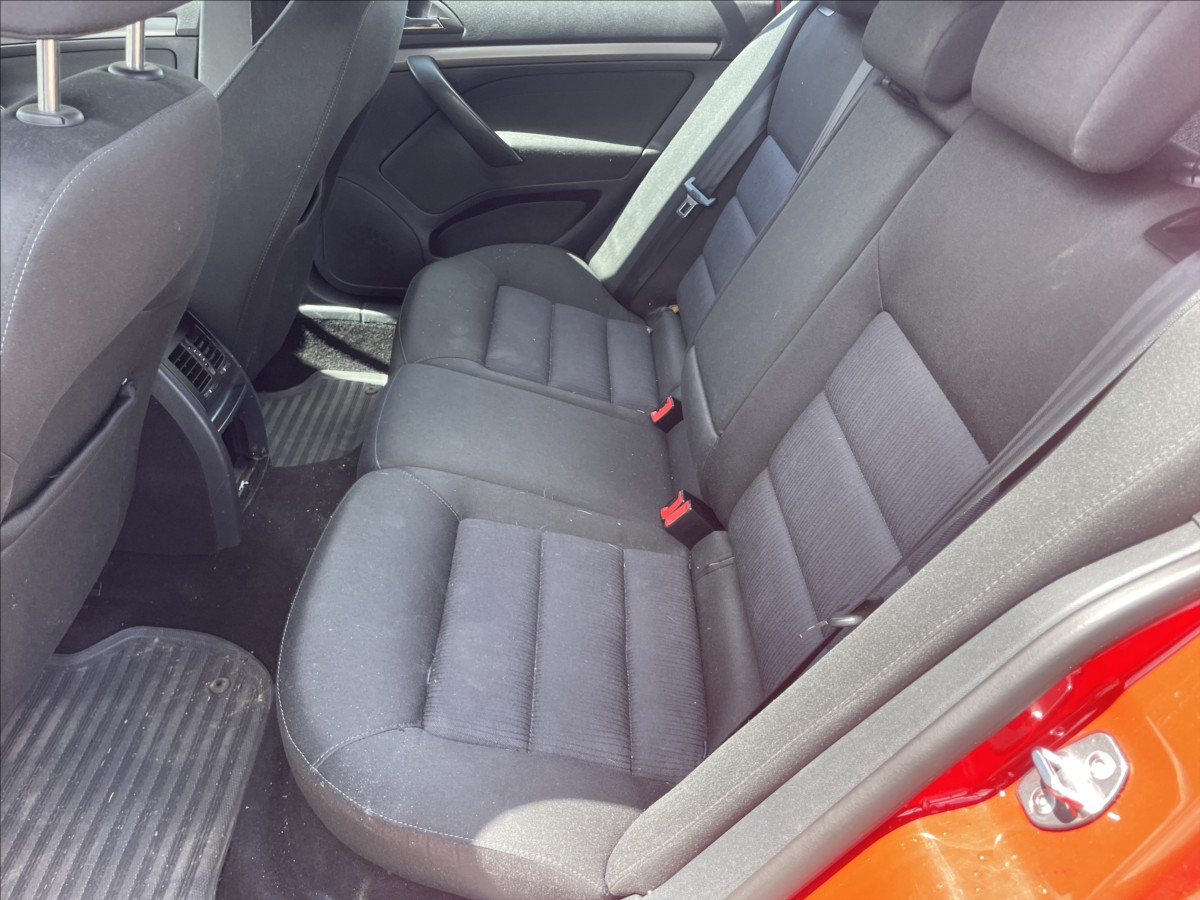 skoda-octavia-2-0-tdi-103kw-bkd-klimatronic-czauto - 7