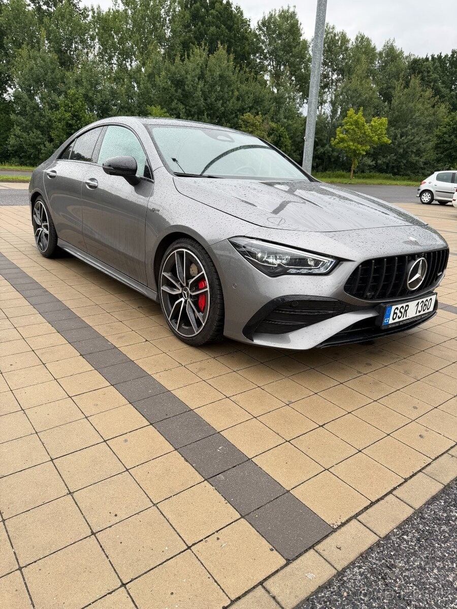 mercedes-benz-cla-35-amg - 9