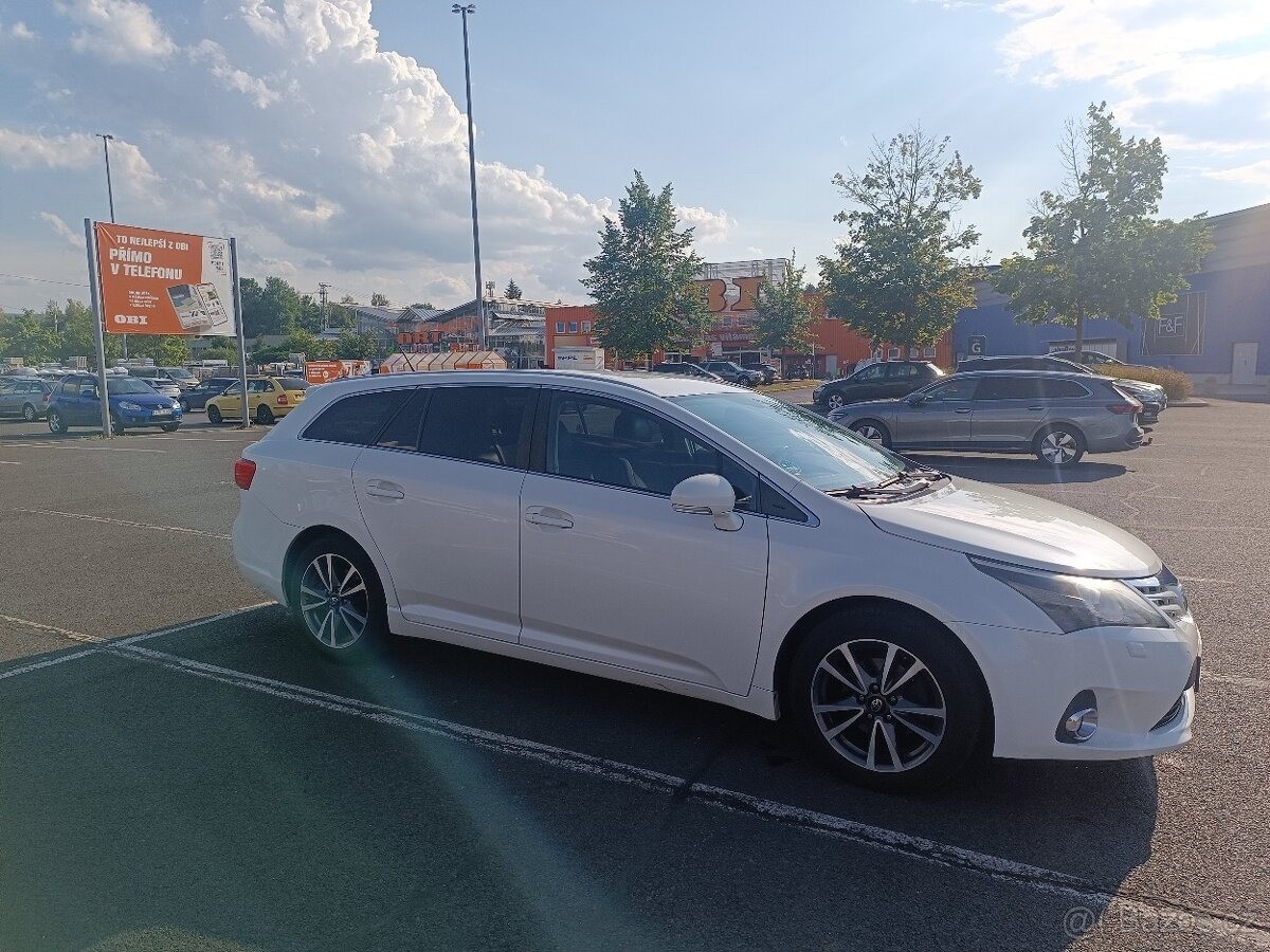 toyota-avensis-2-0-d-4d-top-stav-117-kw - 3