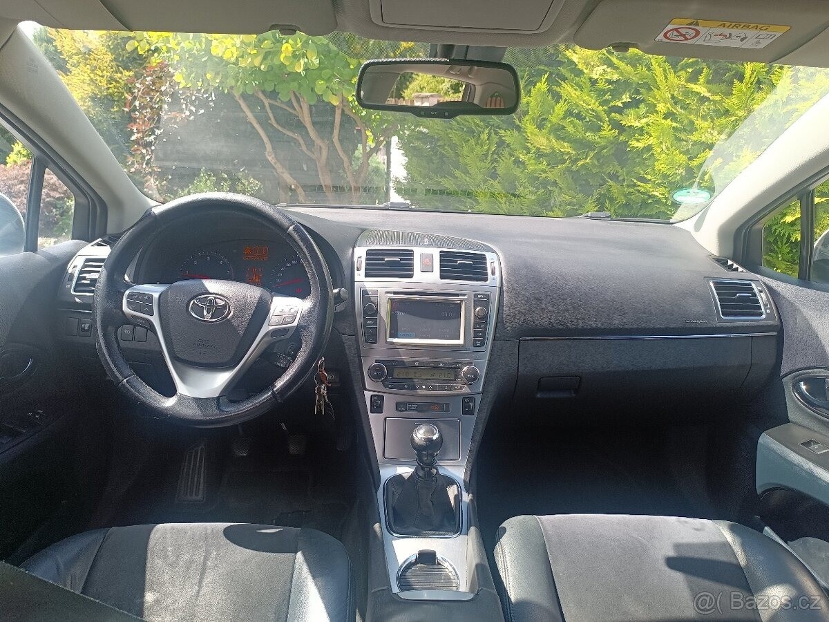 toyota-avensis-2-0-d-4d-top-stav-117-kw - 6
