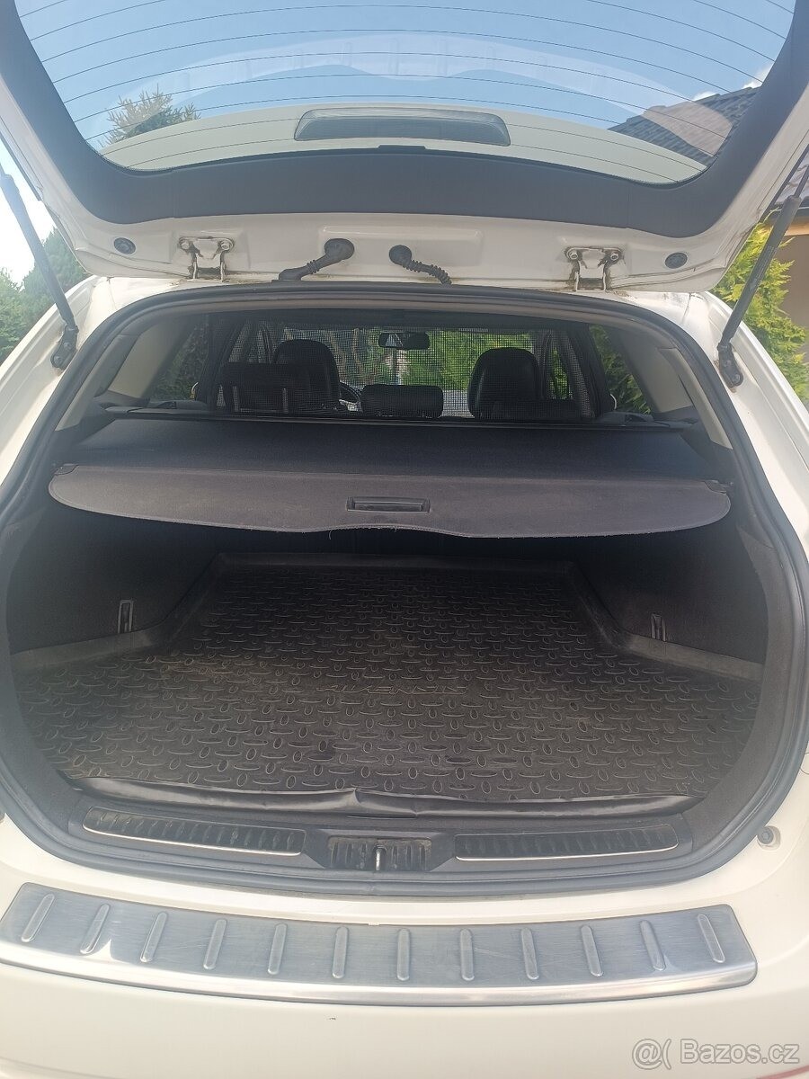 toyota-avensis-2-0-d-4d-top-stav-117-kw - 9