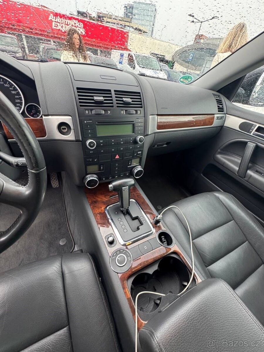 volkswagen-touareg-3-0-tdi - 4