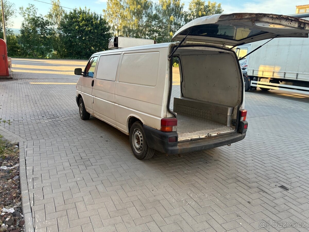 volkswagen-transporter-2-5-tdi-mrazak - 5