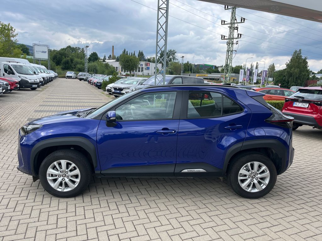 toyota-yaris-cross-1-5-hybrid-e-cvt-comfort - 3