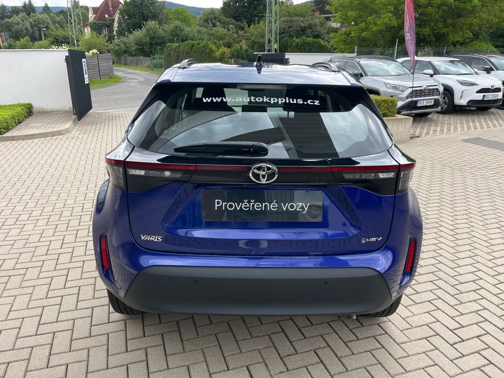 toyota-yaris-cross-1-5-hybrid-e-cvt-comfort - 9