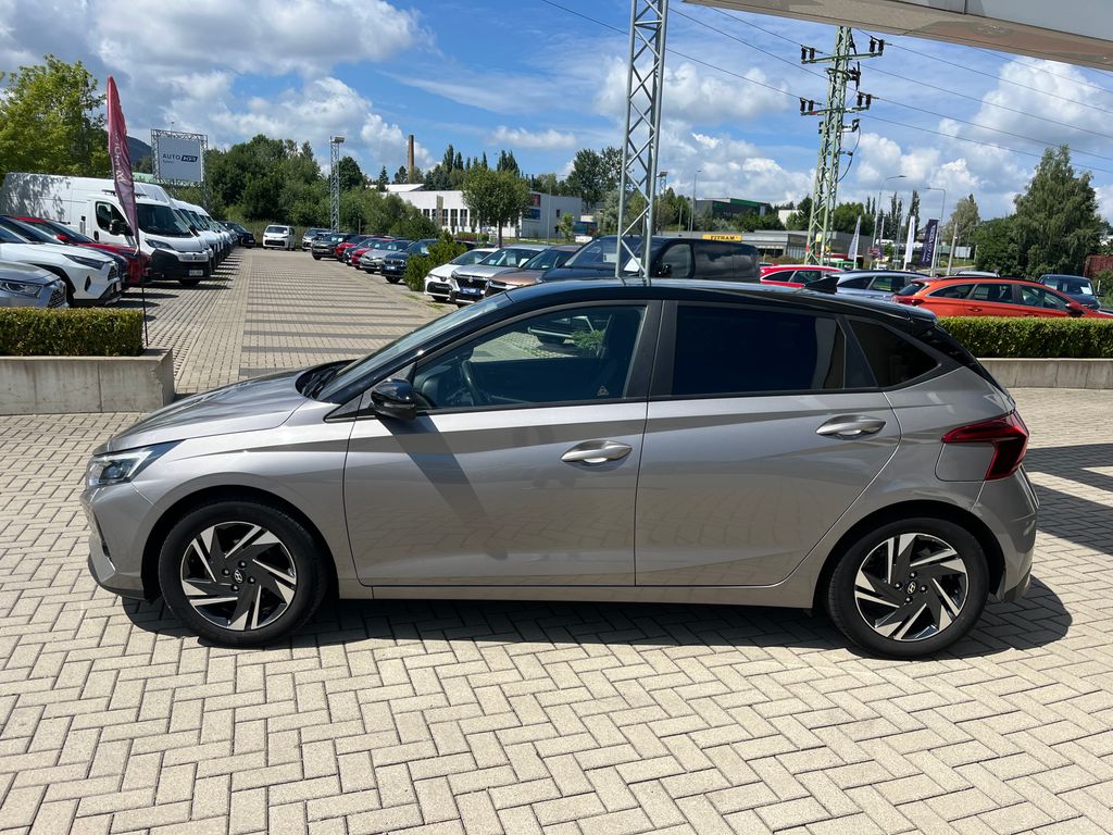 hyundai-i20-1-2i-84k-smart - 2