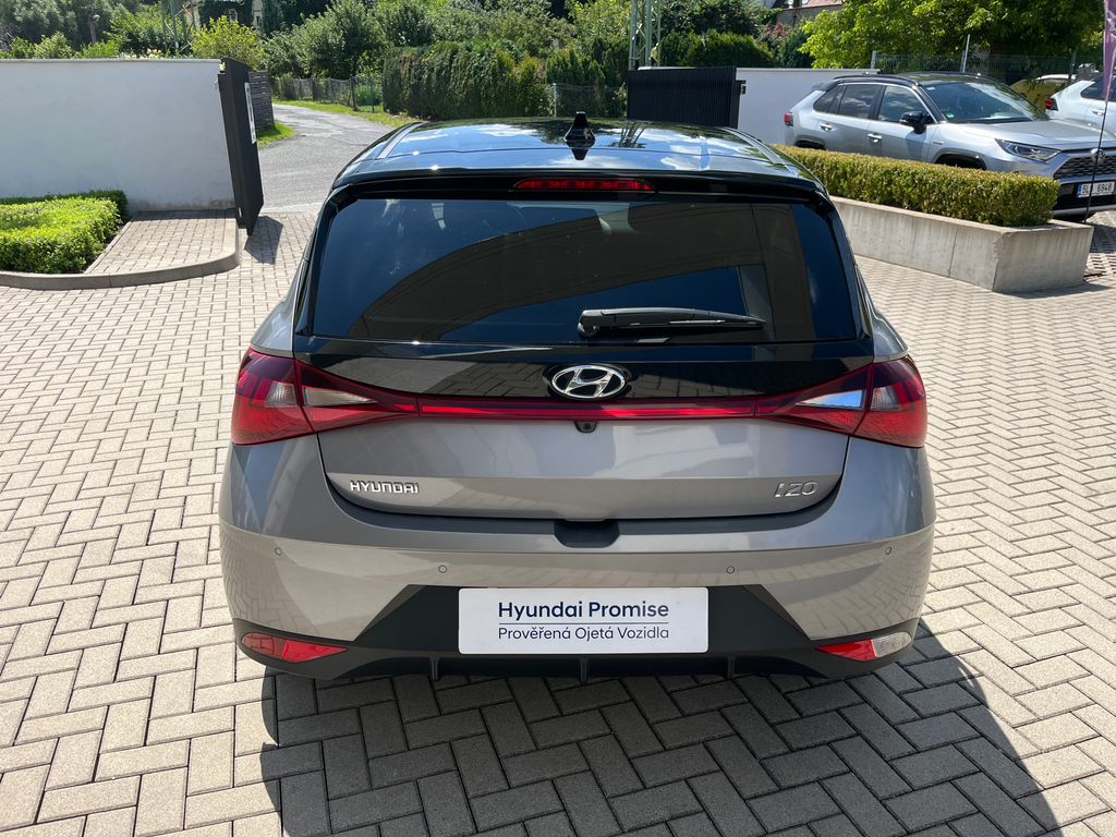 hyundai-i20-1-2i-84k-smart - 4