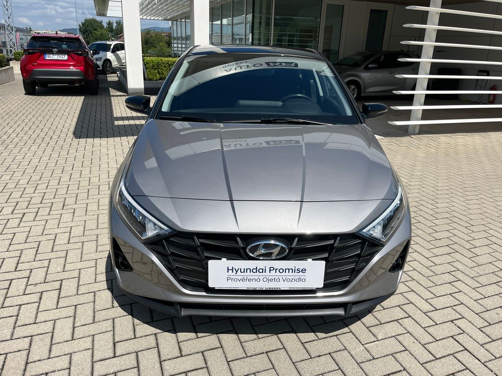 hyundai-i20-1-2i-84k-smart - 8