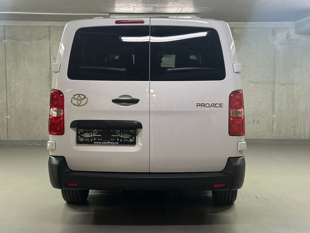 toyota-proace-verso-2-2-d-150-k-l2-combi - 5