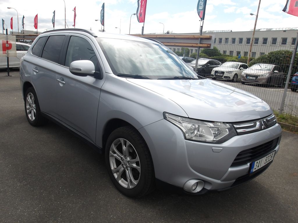 mitsubishi-outlander-2-3di-d-4x4-cr-7-mist-2-maj - 1