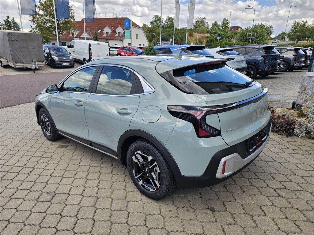 kia-xceed-0-0-cd-1-0-t-gdi-gpf-spin - 2