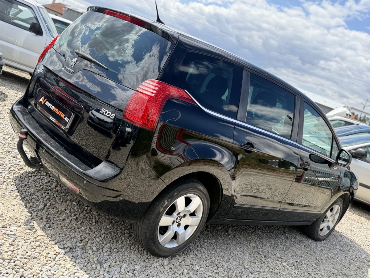 peugeot-5008-1-6-hdi-7mist-navi-tazne - 4