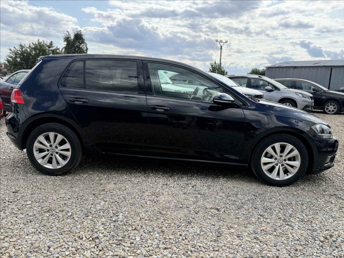 volkswagen-golf-1-6-tdi-81kw-dsg-navi - 3